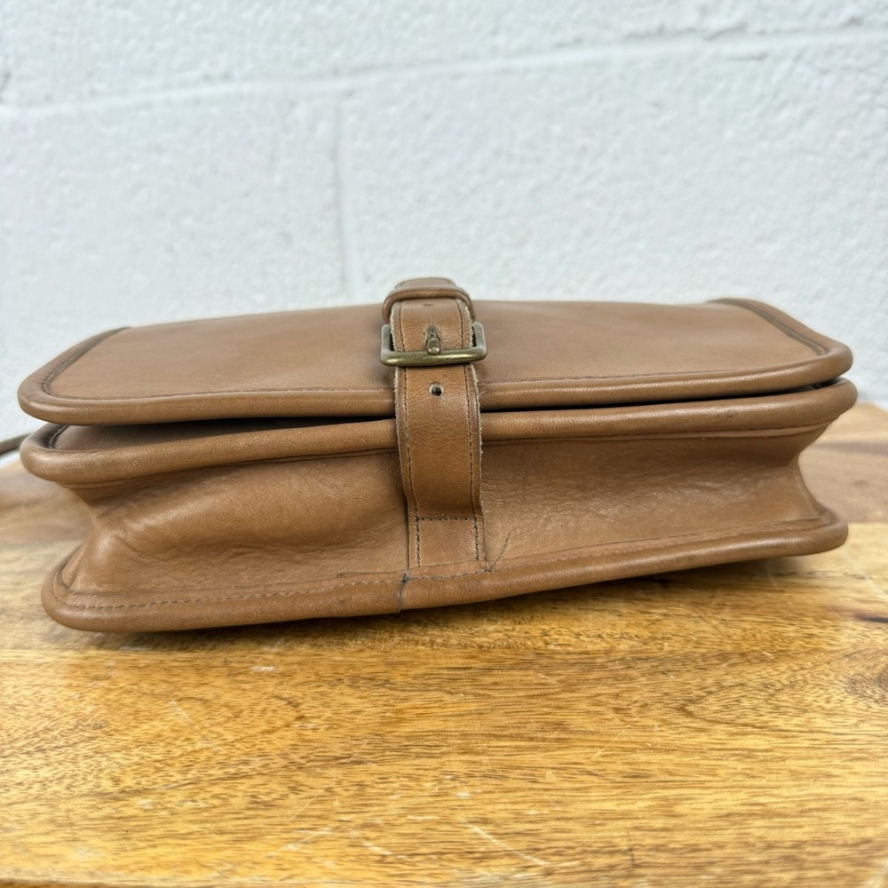 Vintage Coach Medium Saddle Pouch Crossbody Glove-Tanned Leather – Made in NYC - Picture 7 of 16